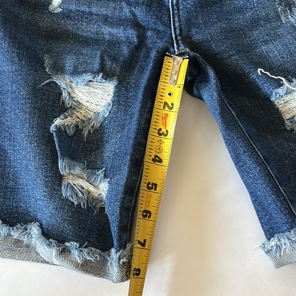 Judy Blue denim Bermuda shorts size small dark blue distressed denim size small - Picture 9 of 12
